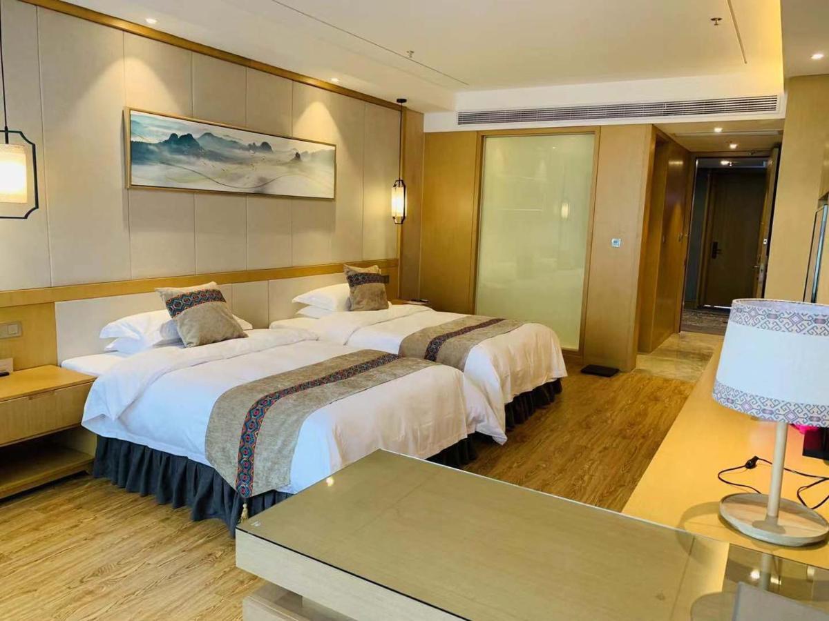 Ramada Plaza By Wyndham Enshi Hotel ภายนอก รูปภาพ