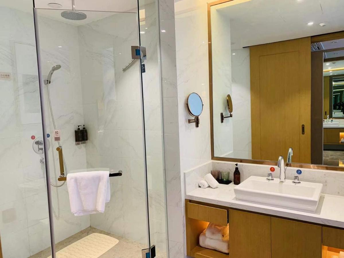 Ramada Plaza By Wyndham Enshi Hotel ภายนอก รูปภาพ