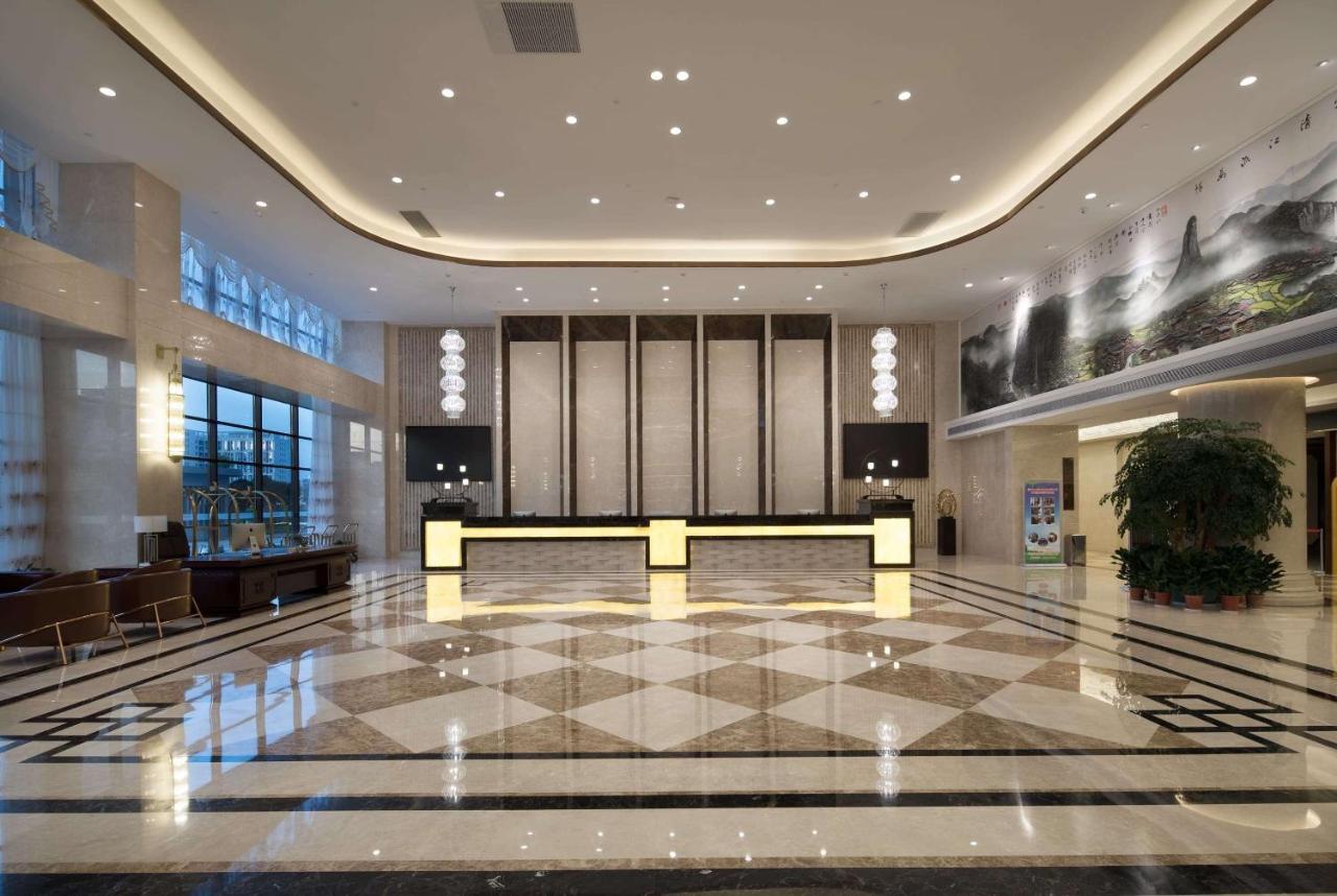 Ramada Plaza By Wyndham Enshi Hotel ภายนอก รูปภาพ