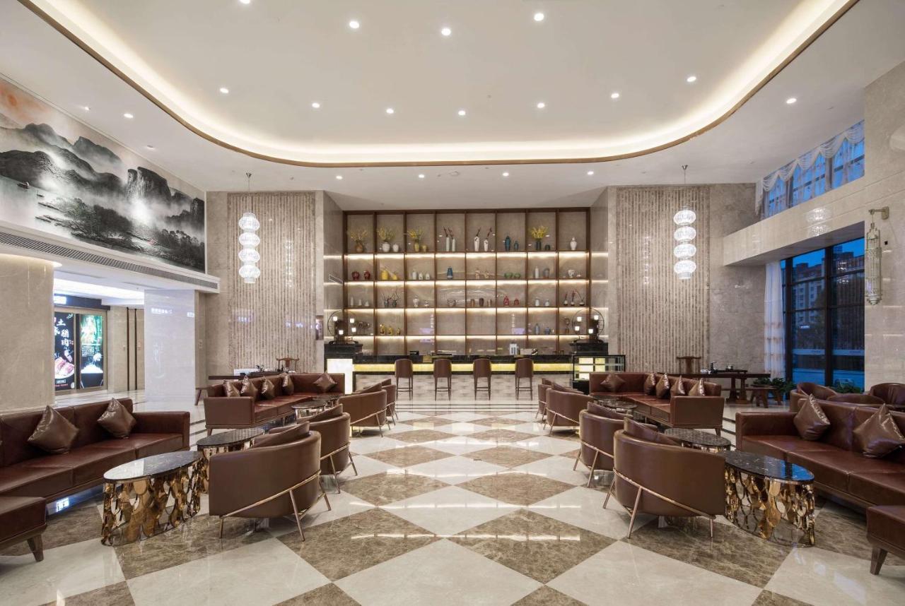 Ramada Plaza By Wyndham Enshi Hotel ภายนอก รูปภาพ
